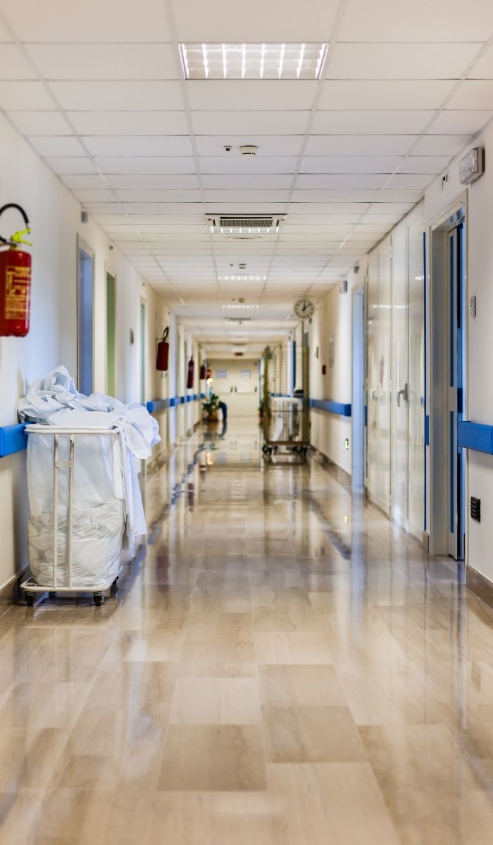 What factors should I consider when choosing a cleaning service?
